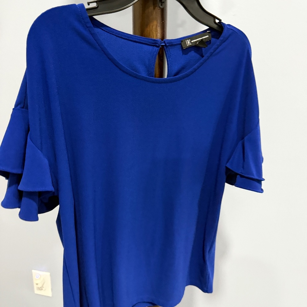 Women top